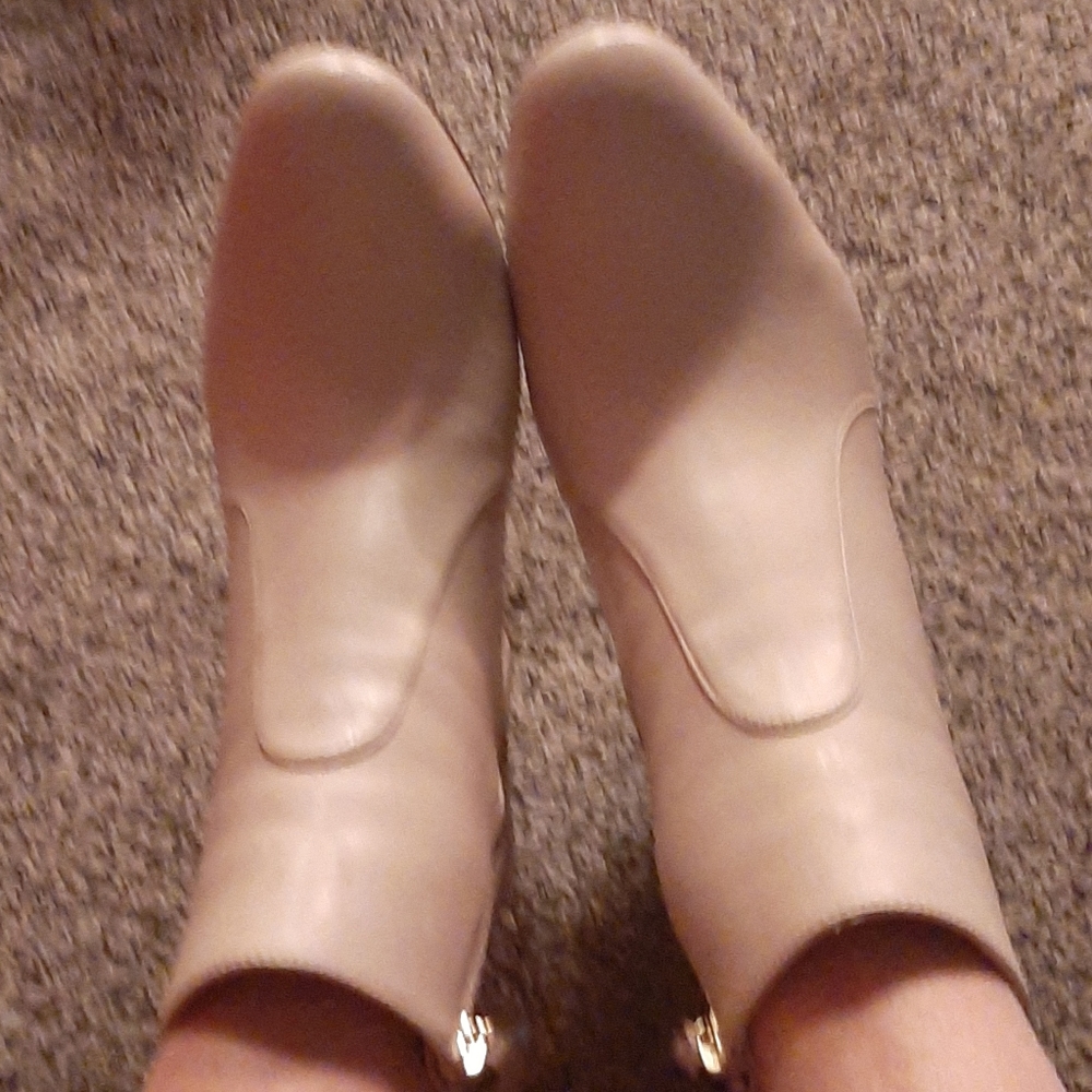 STUART Weitzman beige ankle zipper boots!